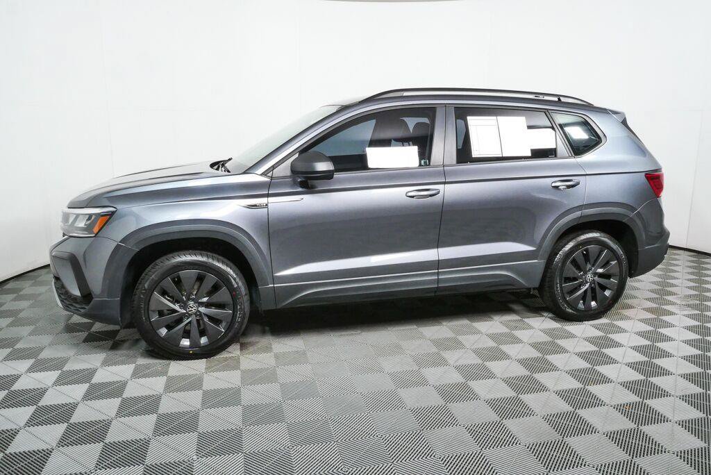 Certified 2023 Volkswagen Taos S FWD image 27