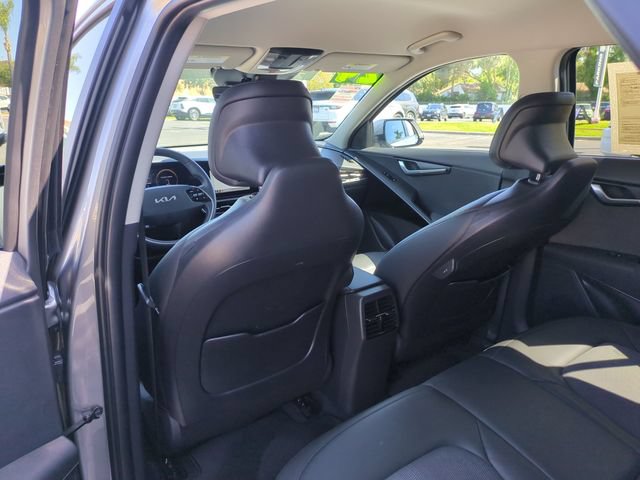 Certified 2024 Kia Niro Wind FWD image 27