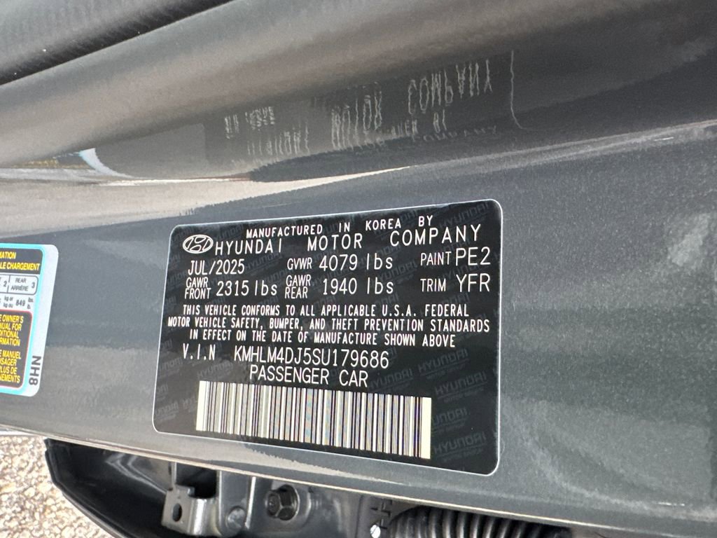 New 2025 Hyundai Elantra SEL image 21