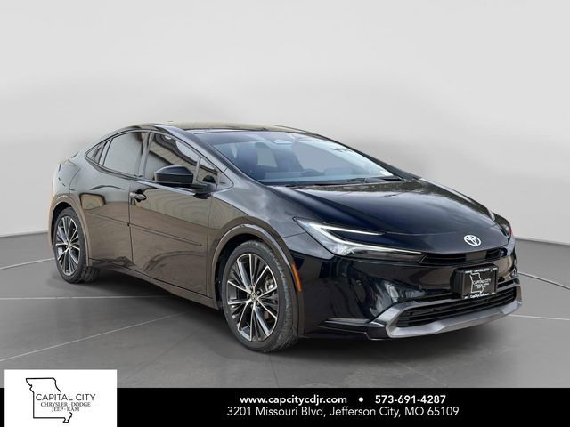 Used 2024 Toyota Prius Limited image 1