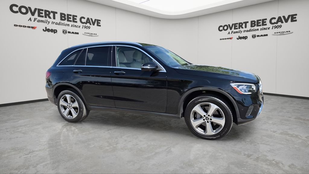 Used 2022 Mercedes-Benz GLC 300 4MATIC w/ Driver Assistance Package image 12