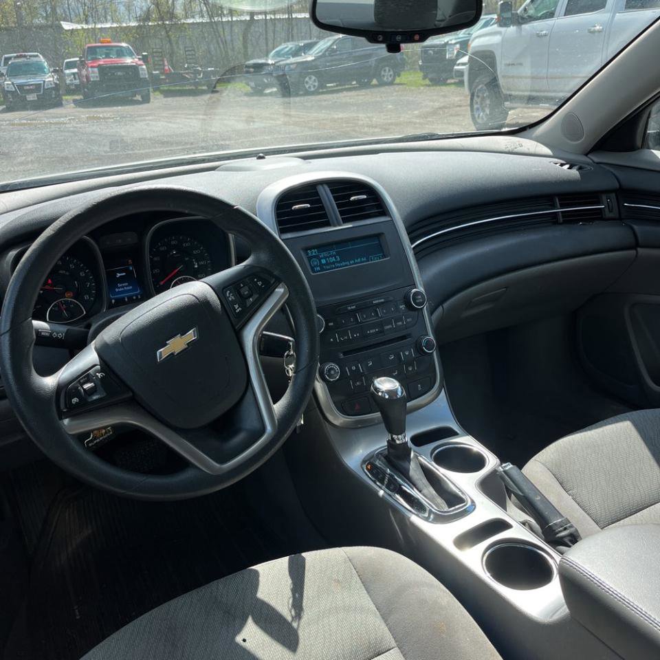 Used 2014 Chevrolet Malibu LS w/ Protection Package FWD image 14