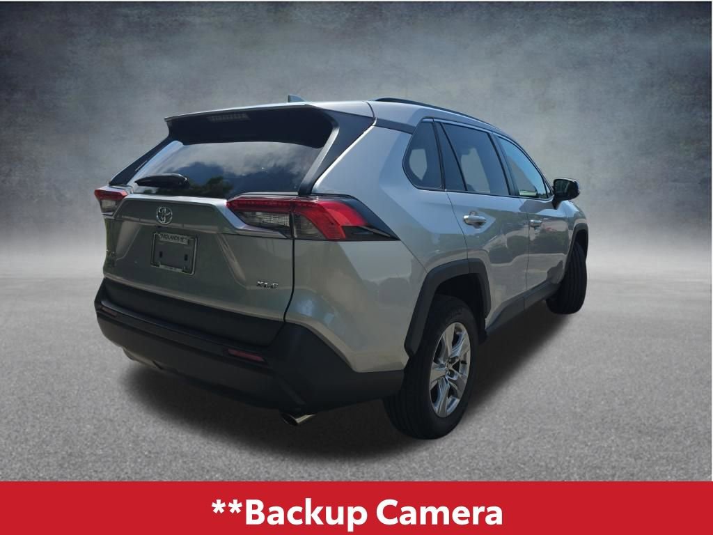 Used 2024 Toyota RAV4 XLE FWD image 4