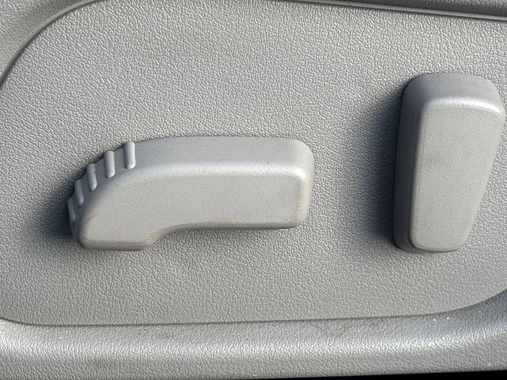 Used 2014 Subaru Forester 2.5i Limited image 8