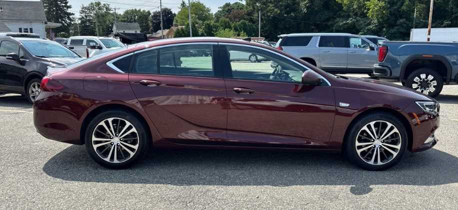 Used 2019 Buick Regal Essence w/ Driver Confidence Package I FWD image 4