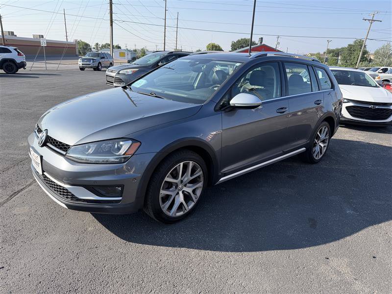 Used 2017 Volkswagen Golf Alltrack SEL AWD/4WD image 3
