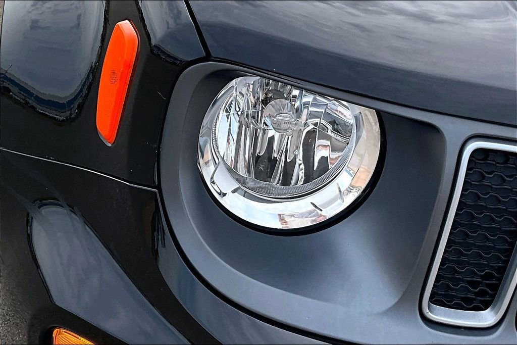 Used 2022 Jeep Renegade Limited image 28
