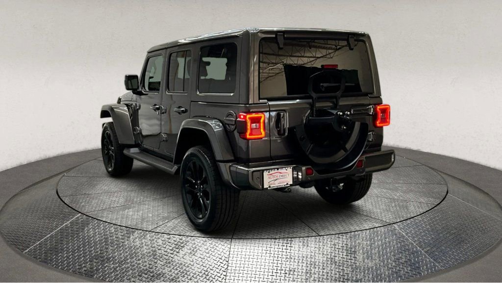Used 2021 Jeep Wrangler Unlimited Sahara image 6