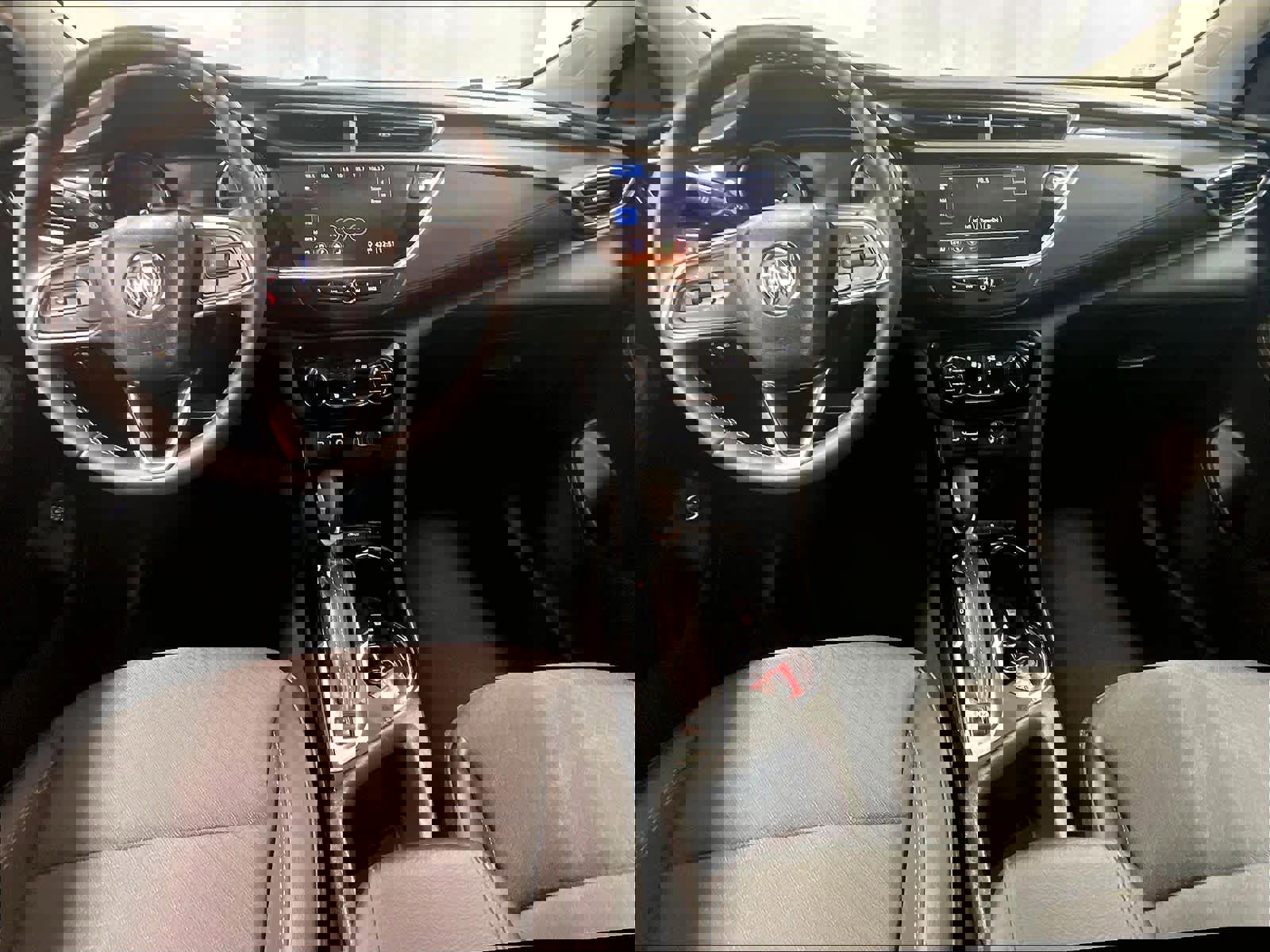 Used 2022 Buick Encore GX Select image 21