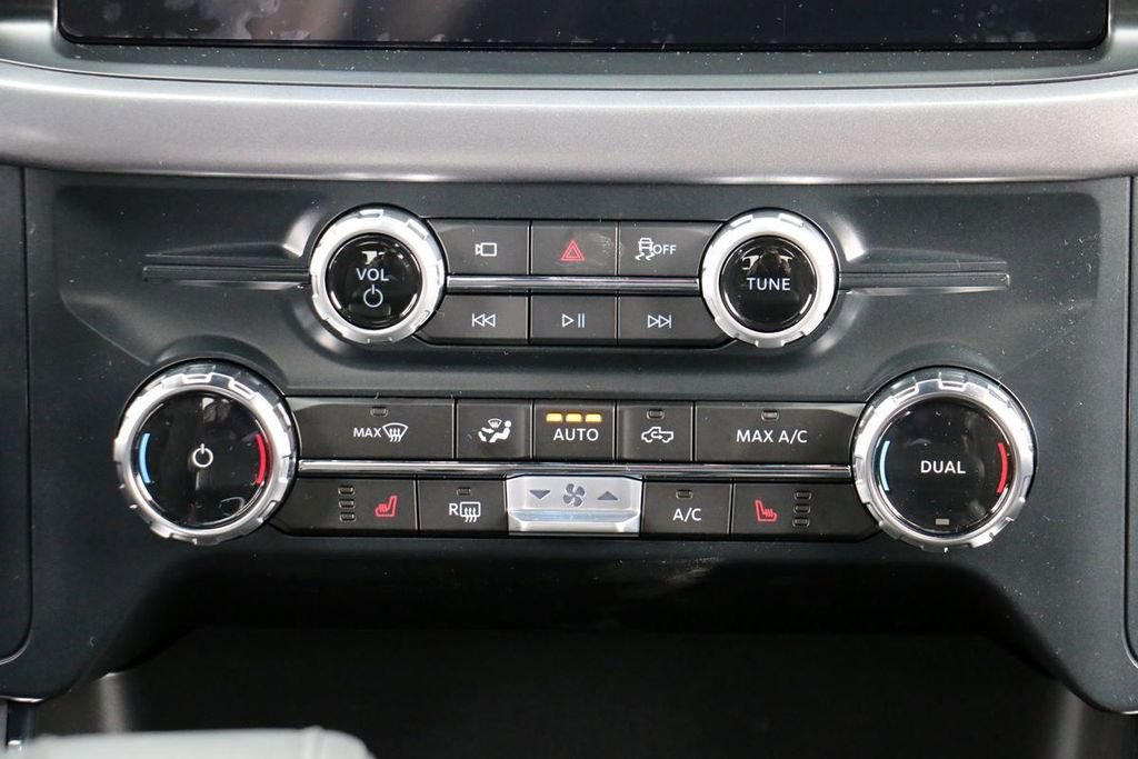 New 2025 Ford F150 XLT w/ Equipment Group 302A MID image 27