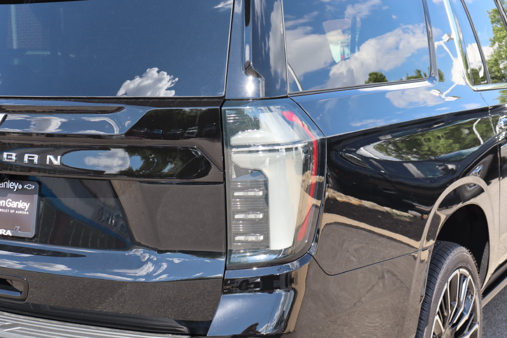 New 2026 Chevrolet Suburban High Country AWD/4WD image 40