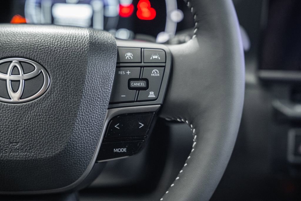 New 2026 Toyota Camry SE image 28