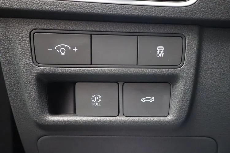 Used 2025 Hyundai Sonata SEL FWD image 21