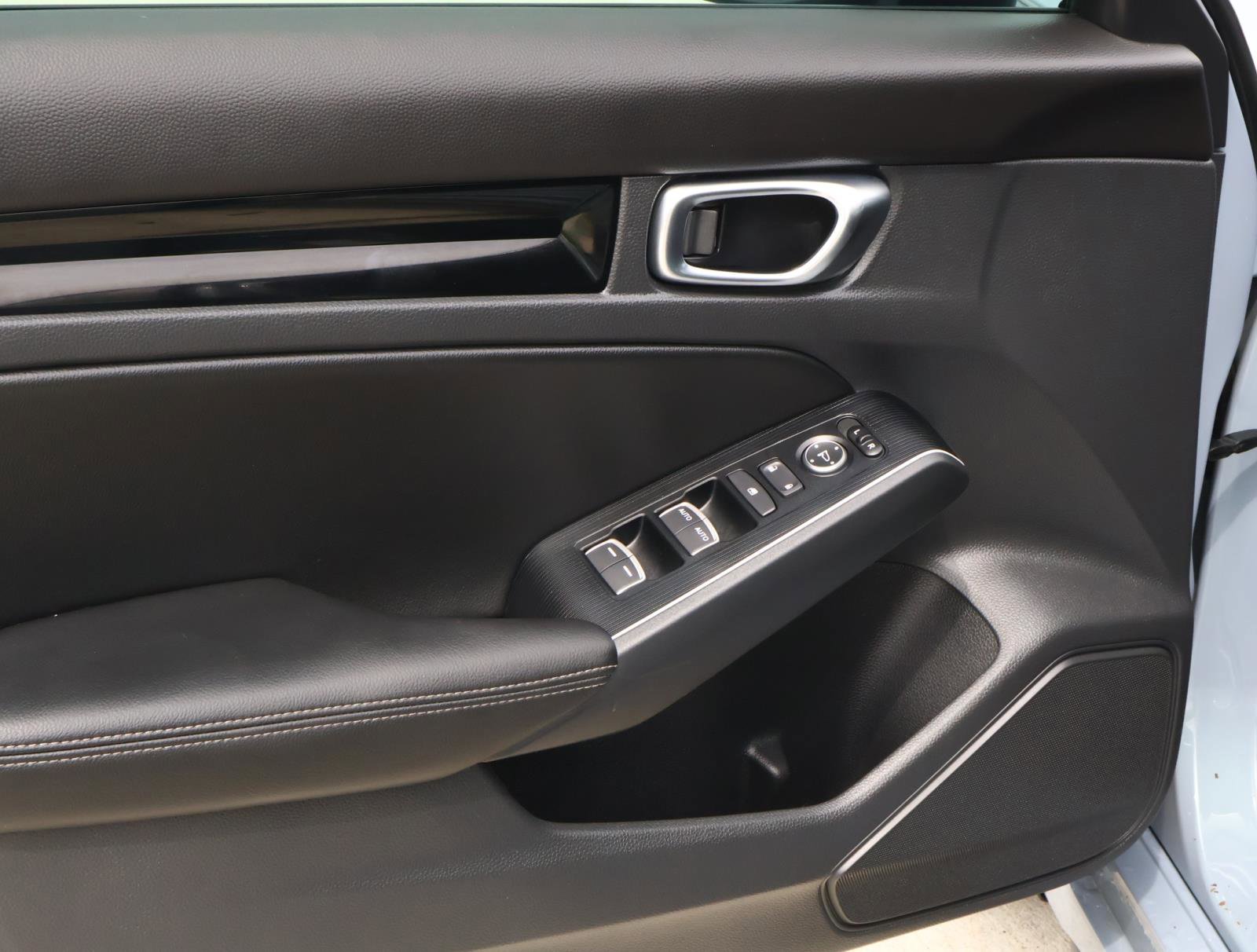 Used 2025 Honda Civic Sport Touring image 14