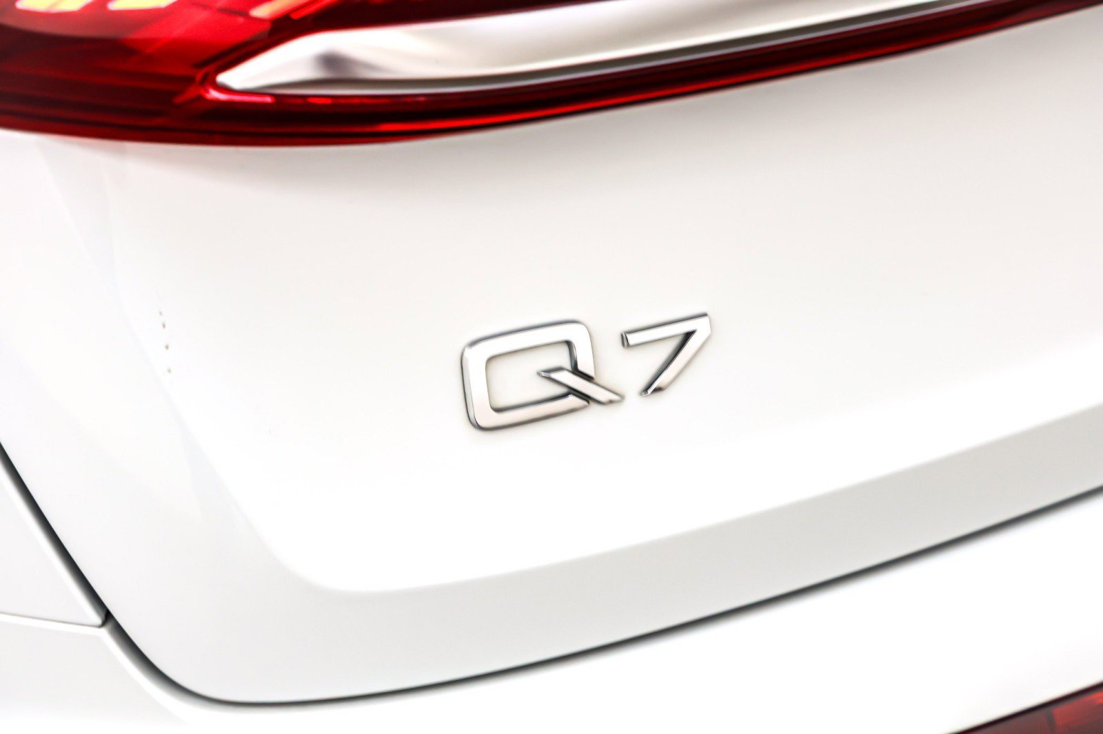 Used 2023 Audi Q7 3.0T Prestige image 10