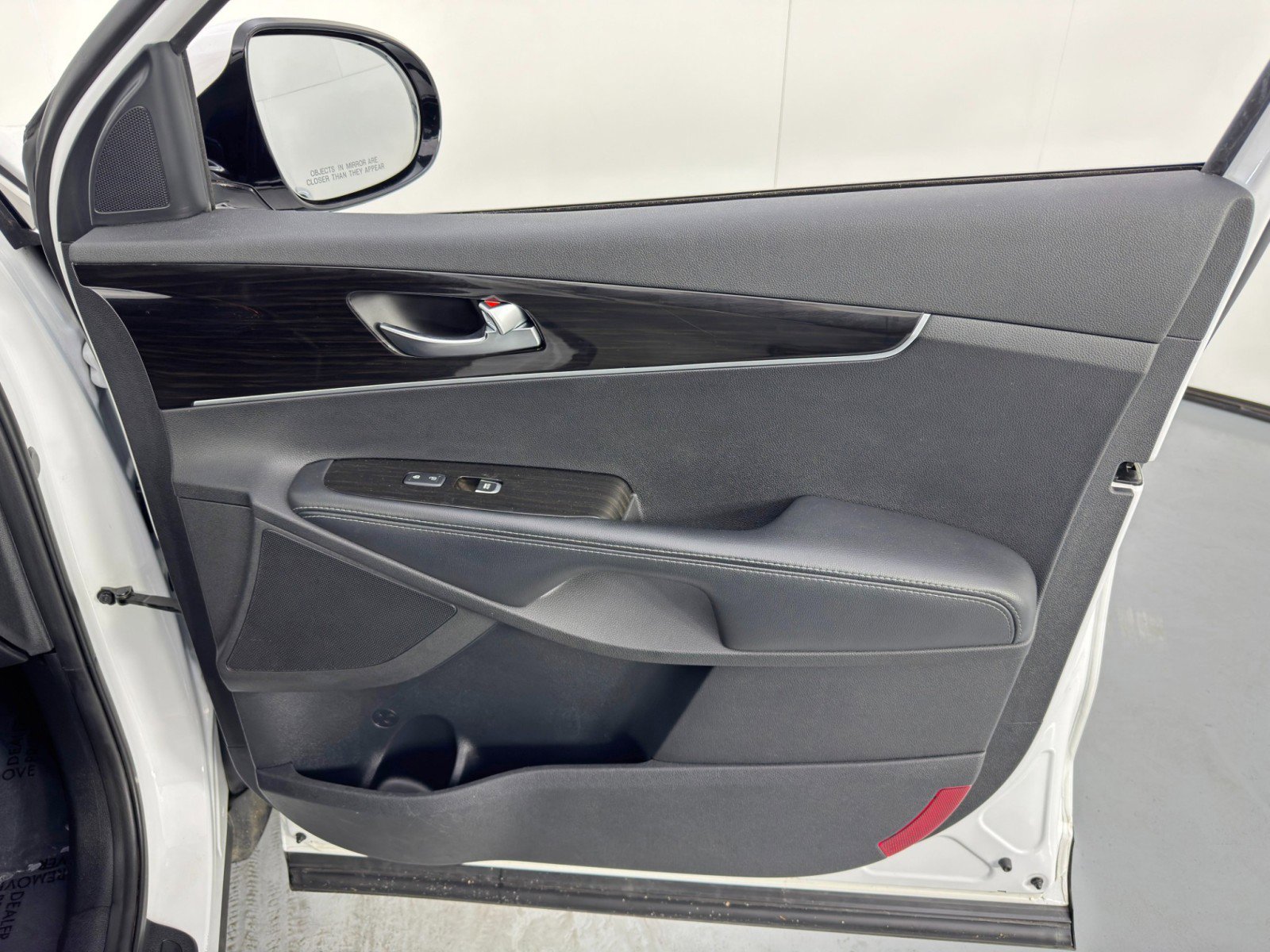 Used 2020 Kia Sorento LX image 35