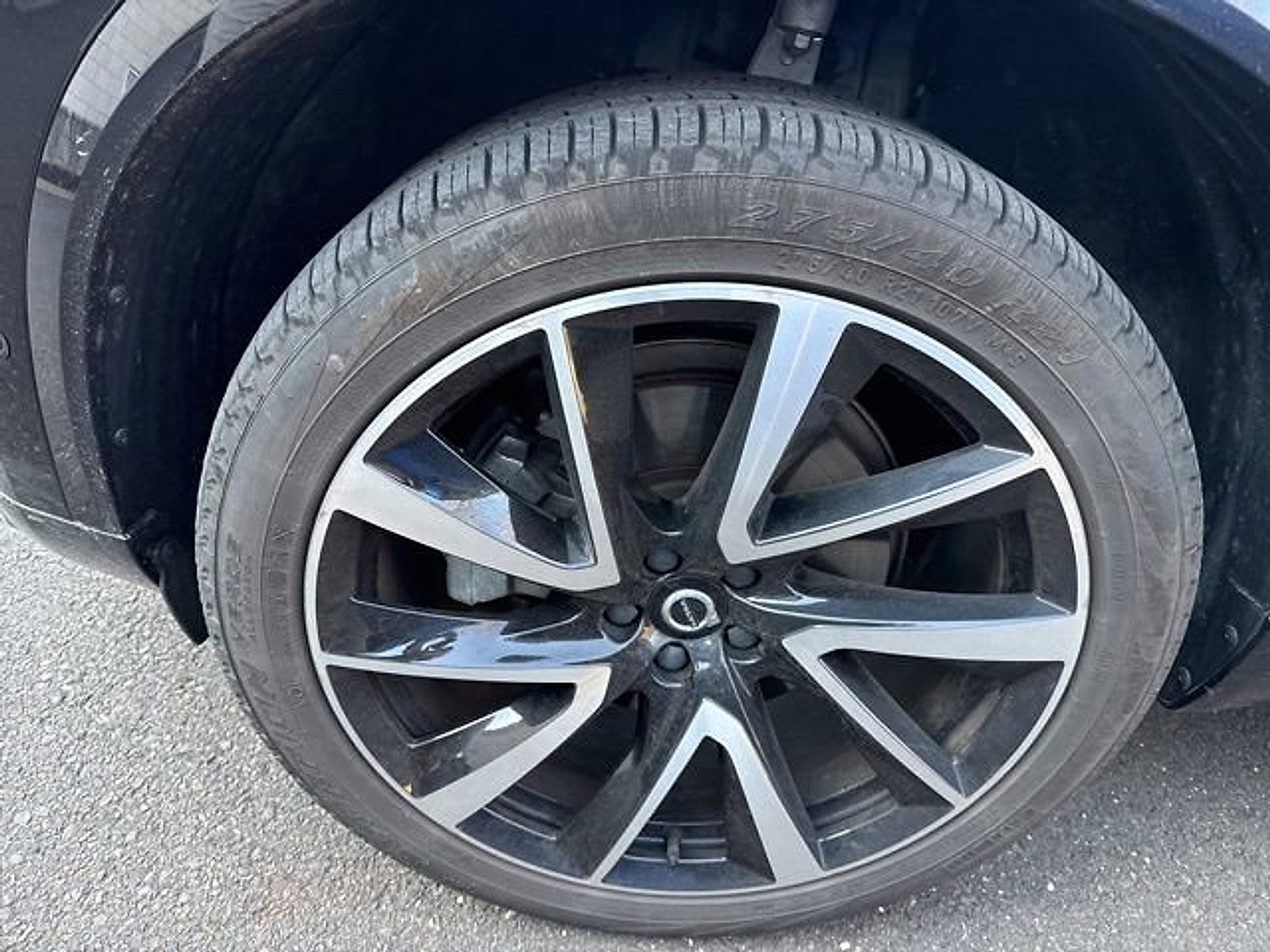 Used 2023 Volvo XC90 B6 Plus w/ Protection Package Premier image 6