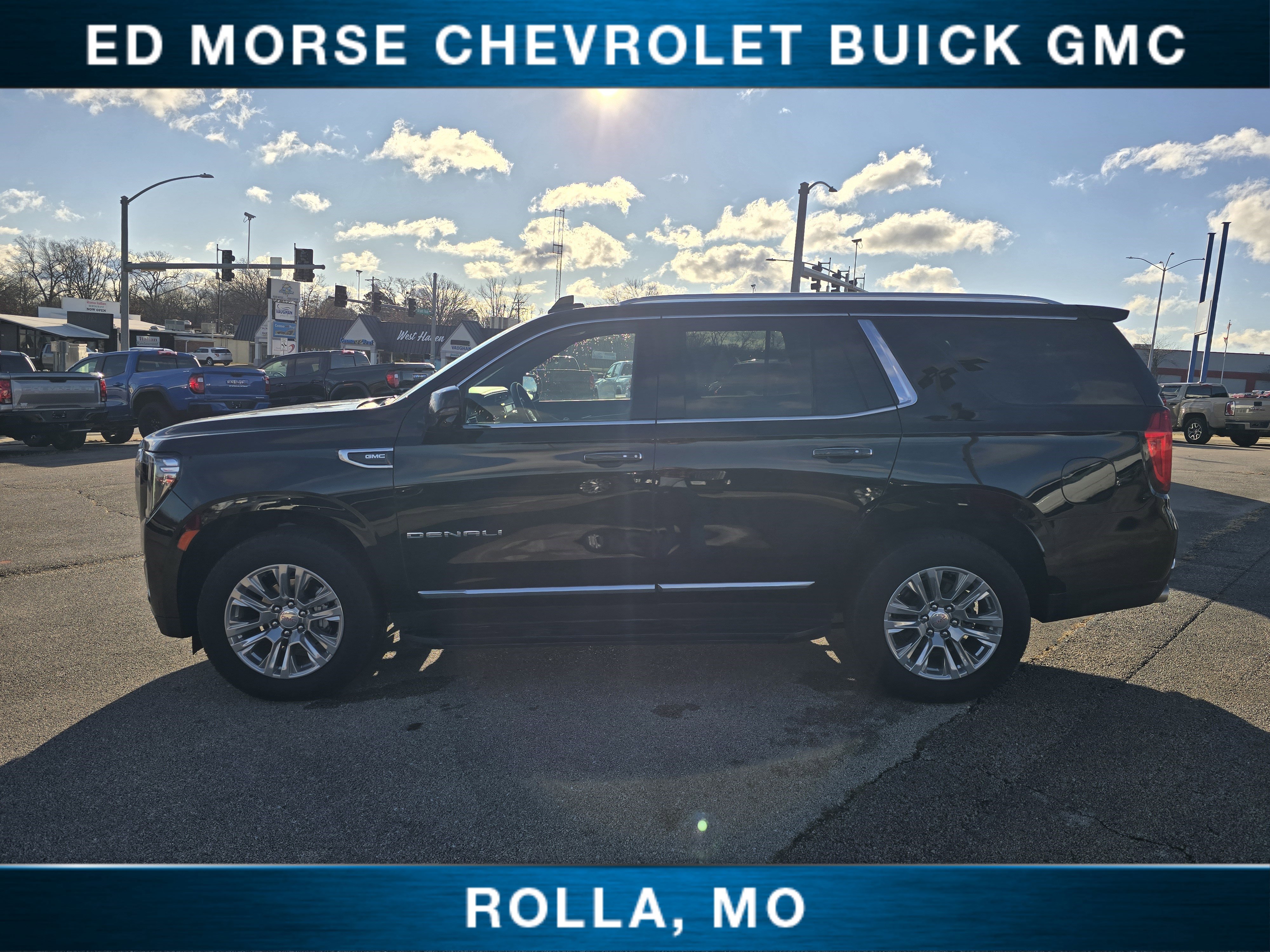 Used 2023 GMC Yukon Denali image 6