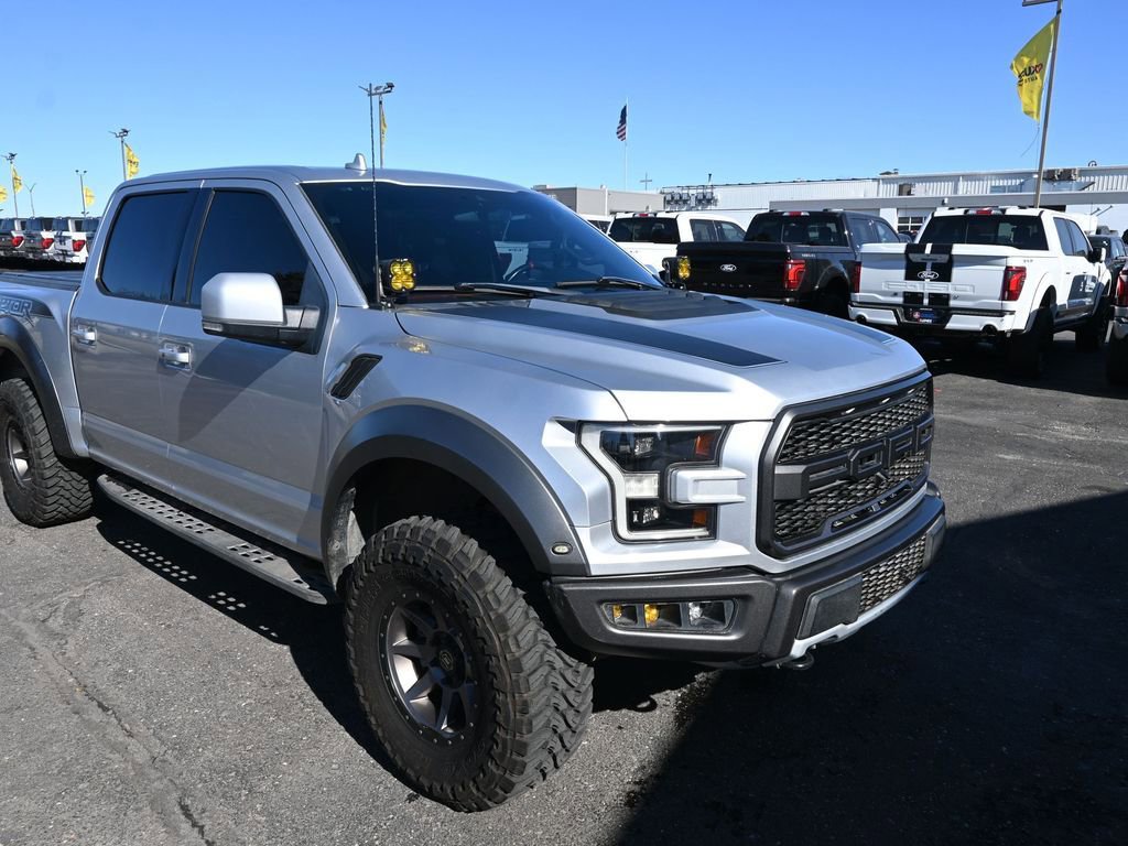 Used 2019 Ford F150 Raptor w/ Equipment Group 802A Luxury image 16