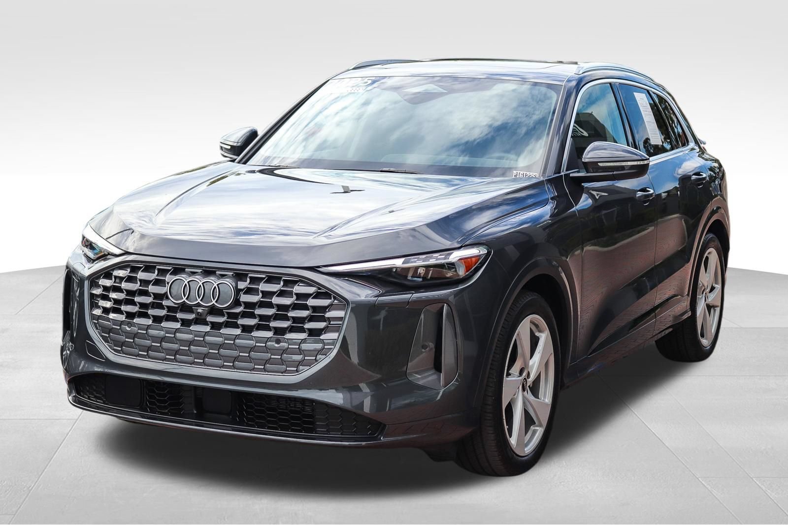 Certified 2025 Audi Q5 Prestige AWD/4WD image 3