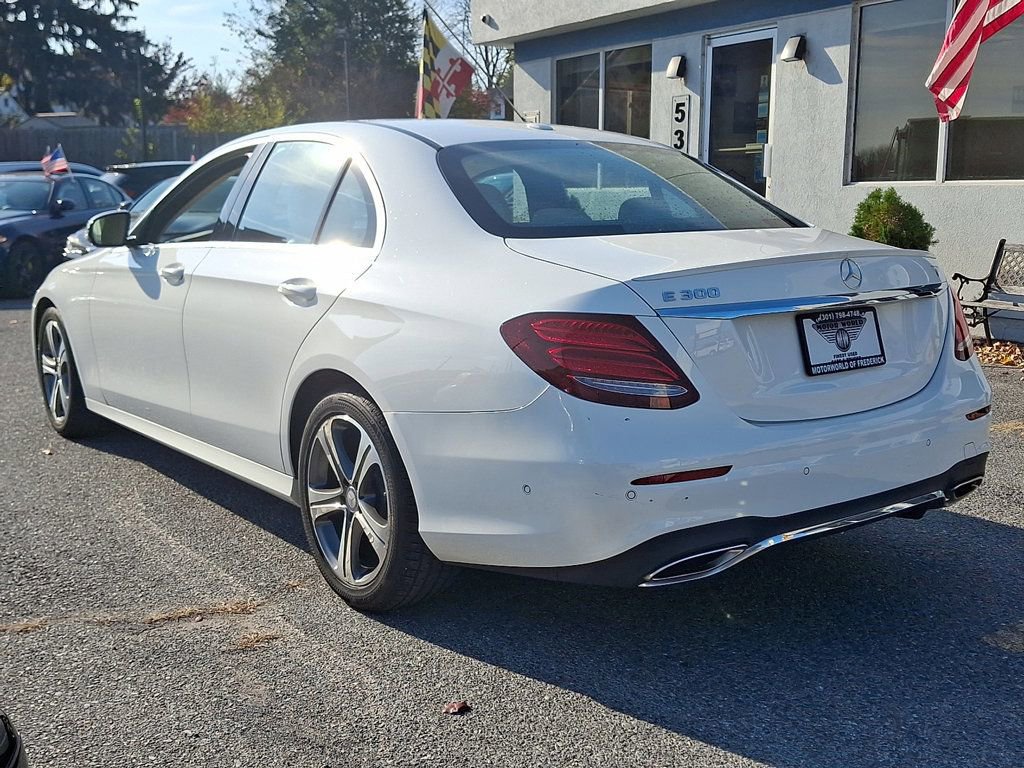 Used 2017 Mercedes-Benz E 300 image 5
