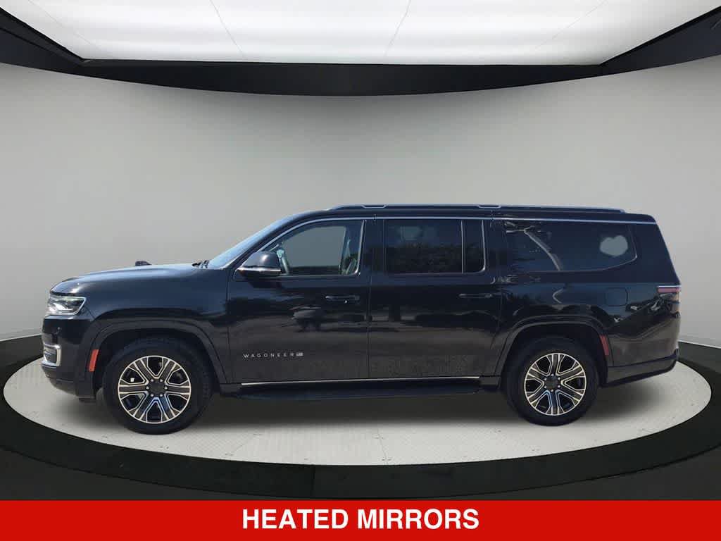 Used 2024 Jeep Wagoneer L Series II w/ Flexible Seating Group AWD/4WD image 3