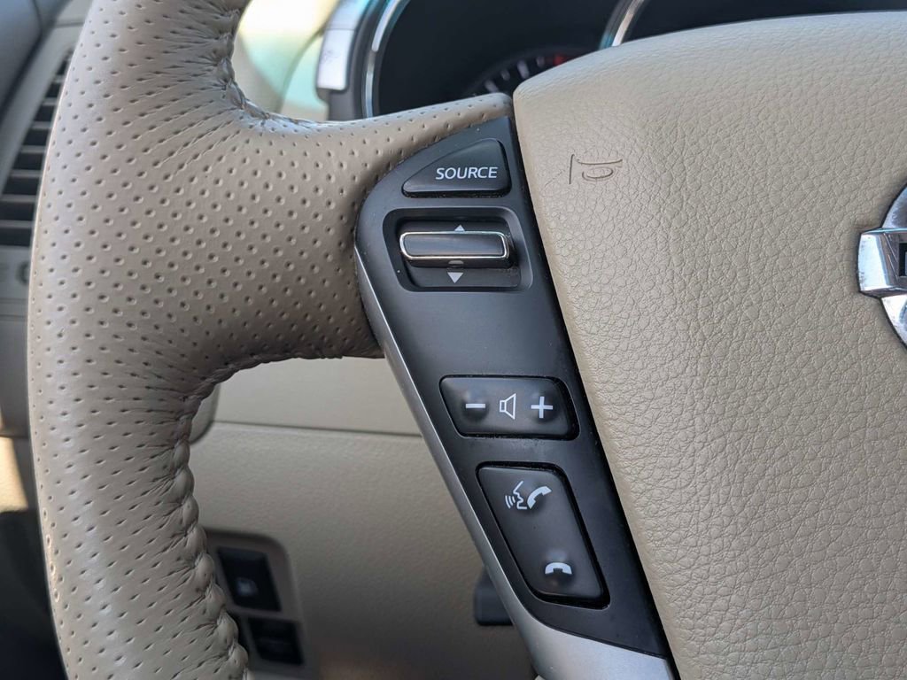 Used 2011 Nissan Murano SL AWD/4WD image 25