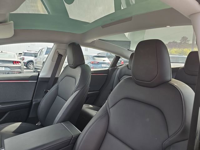 Used 2025 Tesla Model 3 Long Range image 16