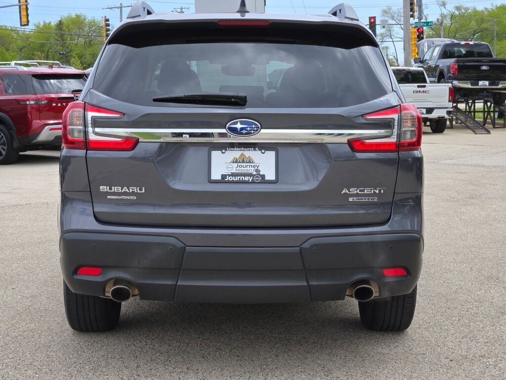 Used 2023 Subaru Ascent Limited w/ Technology Package AWD/4WD image 13