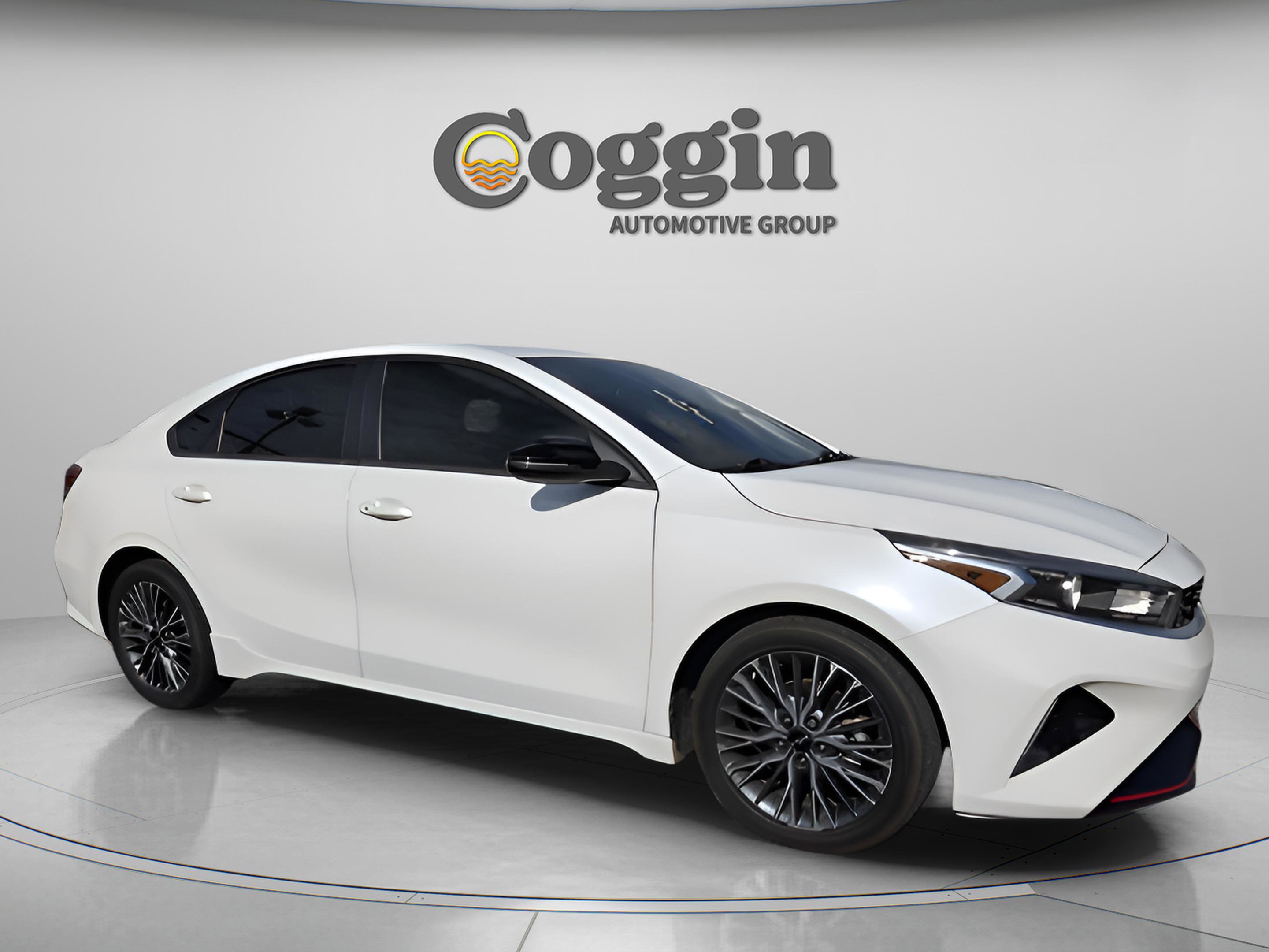 Used 2022 Kia Forte GT-Line w/ GT-Line Premium Package image 16