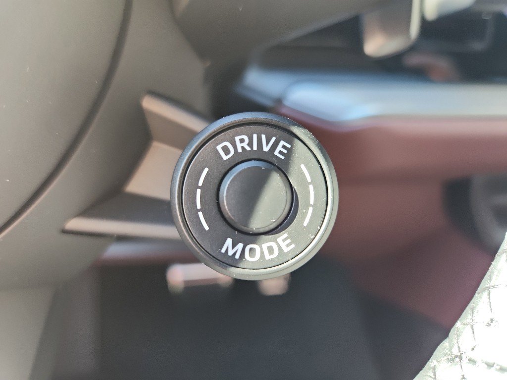 New 2026 Porsche Cayenne S image 25