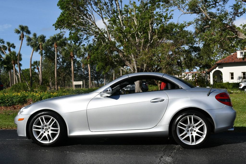 Used 2009 Mercedes-Benz SLK 300 image 33