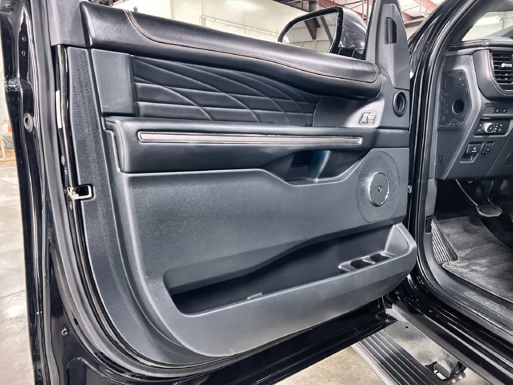 Certified 2022 Ford Expedition Platinum AWD/4WD image 16