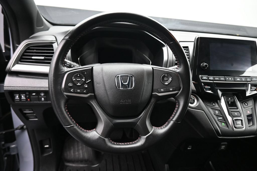 Used 2024 Honda Odyssey Sport image 14