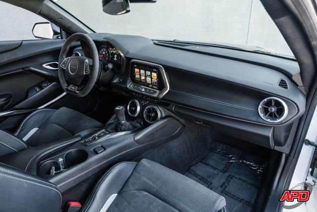 Used 2018 Chevrolet Camaro SS image 18
