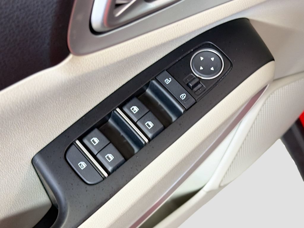 Used 2024 Kia Soul LX w/ Option Group 015 FWD image 19