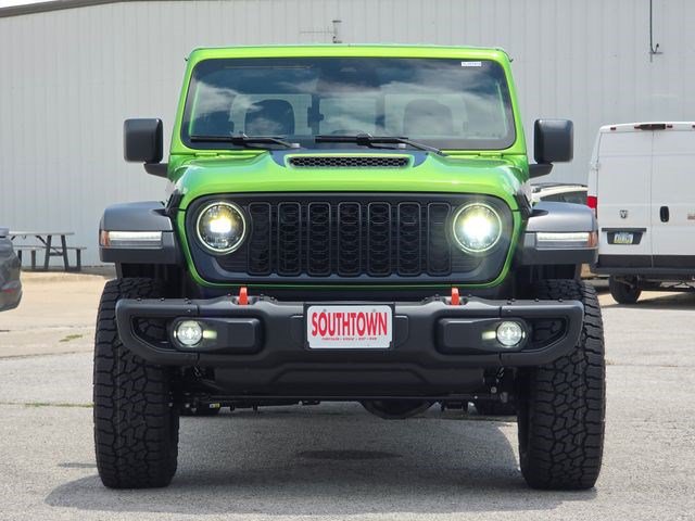 New 2026 Jeep Gladiator Mojave w/ Steel Bumper Group AWD/4WD image 2