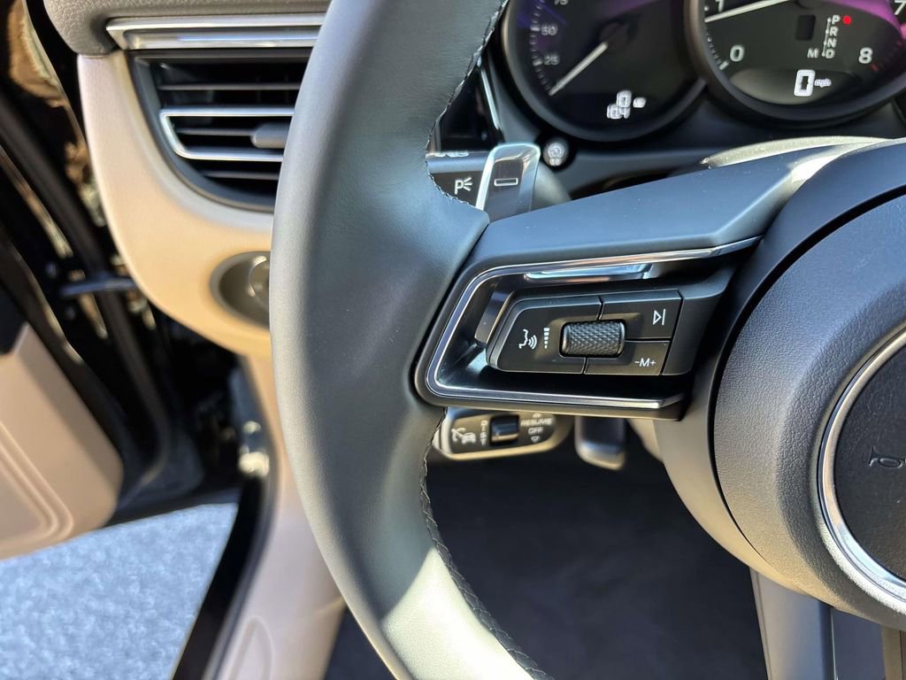 New 2026 Porsche Macan image 28