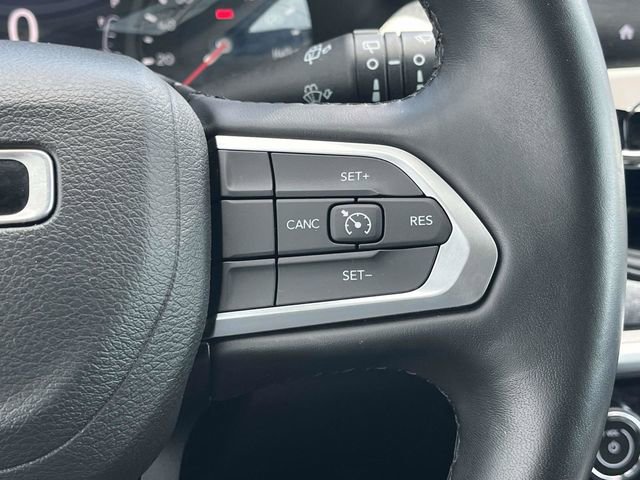 Used 2022 Jeep Compass Latitude image 27