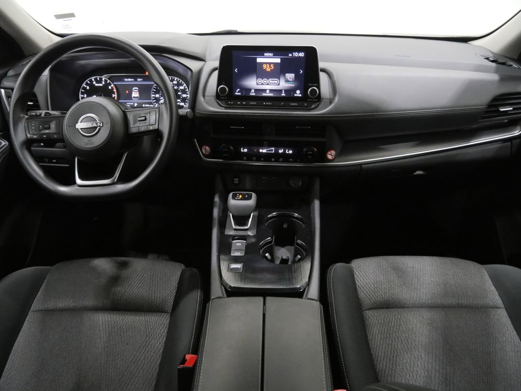 Used 2024 Nissan Rogue SV FWD image 9