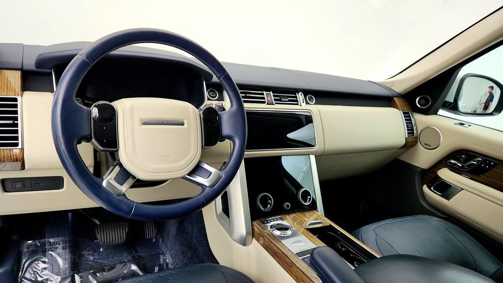 Used 2019 Land Rover Range Rover HSE AWD/4WD image 12