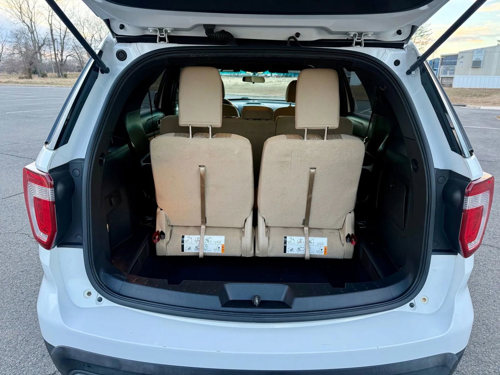 Used 2016 Ford Explorer FWD image 17