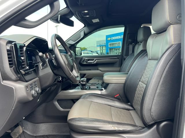 Used 2023 Chevrolet Silverado 1500 ZR2 AWD/4WD image 4