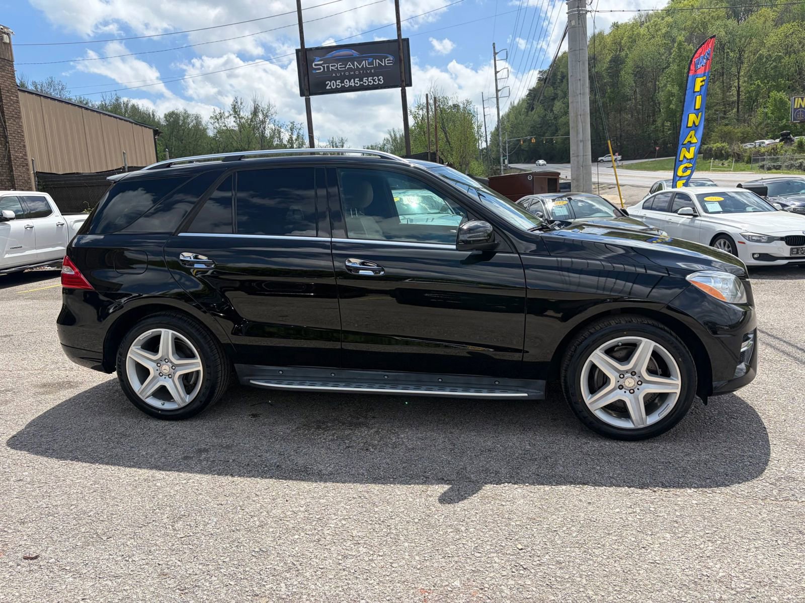 Used 2015 Mercedes-Benz ML 400 4MATIC image 4