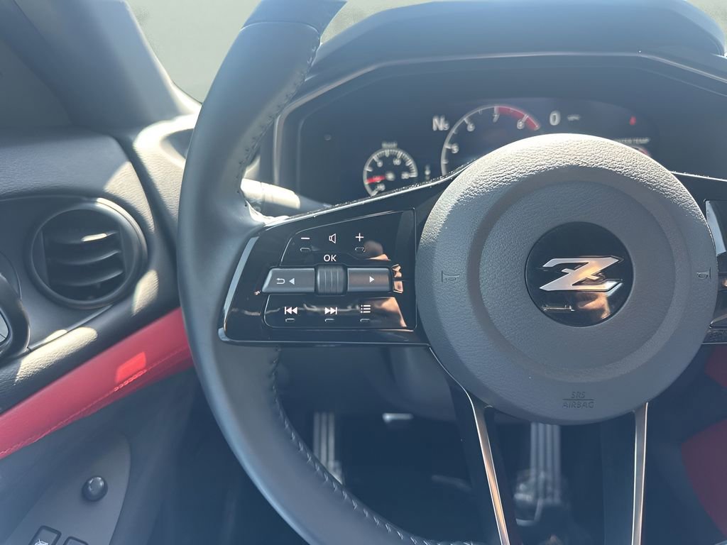 Used 2024 Nissan Z Performance w/ Floor Mat Package image 13