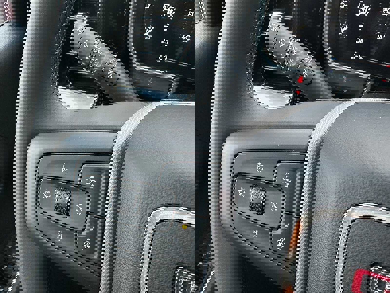 New 2026 GMC Sierra 2500 SLE image 32