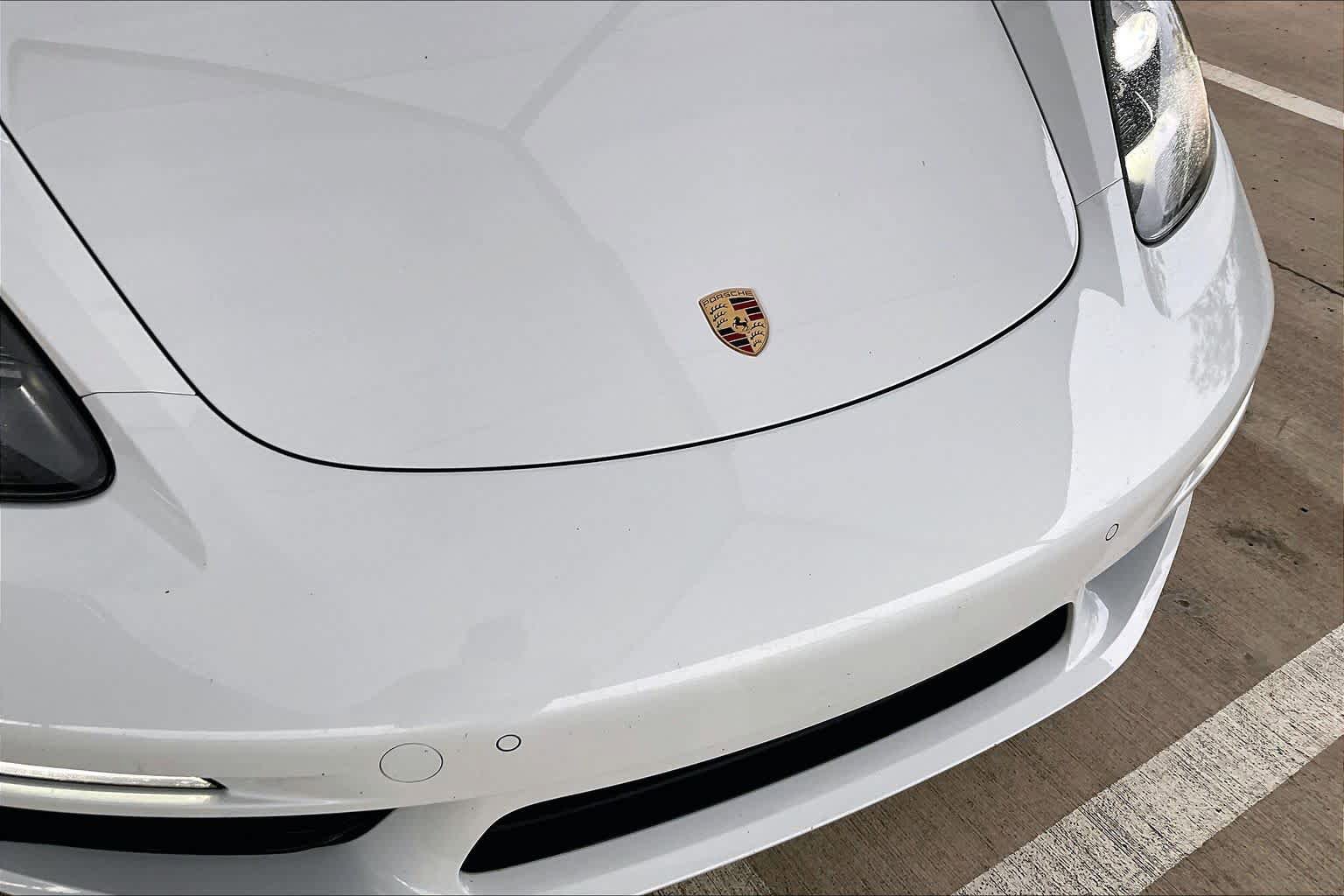 Used 2019 Porsche 718 Boxster RWD image 29