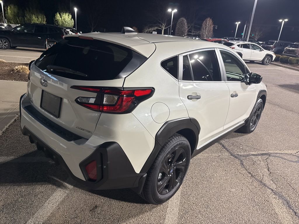Used 2025 Subaru Crosstrek 2.0i image 2