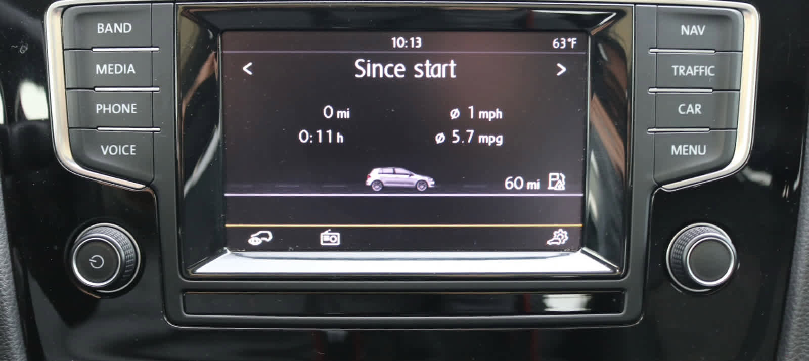 Used 2015 Volkswagen Golf S FWD image 14