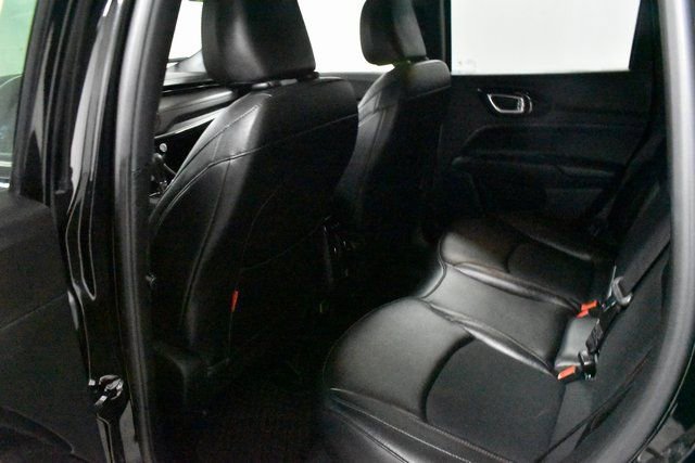 Used 2024 Jeep Compass Trailhawk image 16